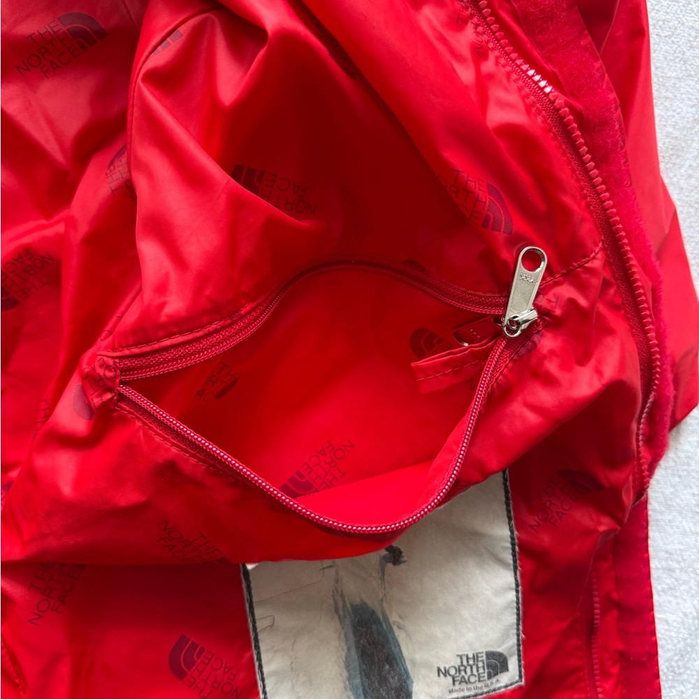 Vintage North Face  Red Hooded Rain Jacket Large - Picture 9 of 17